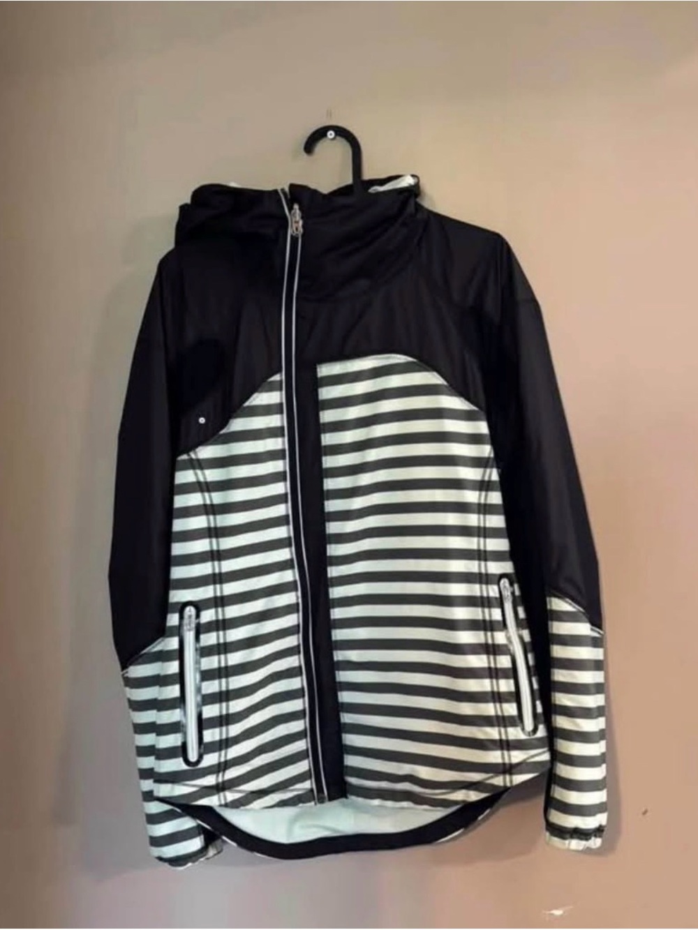 Lululemon Striped Hooded Women’s Jacket
